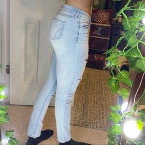 hollister low rise distressed jeans